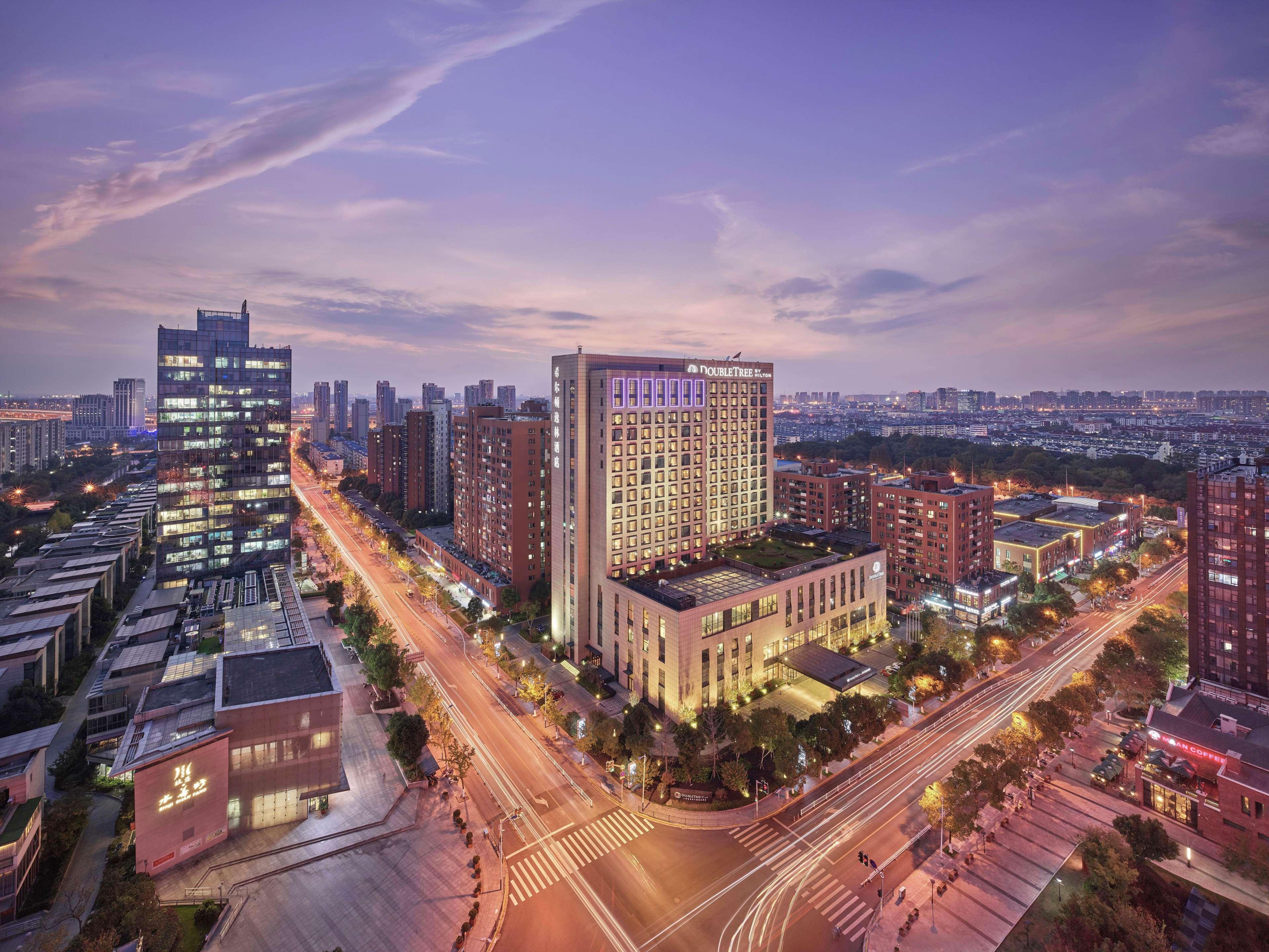 Shanghai Nanxiang Holiday Hotel Exterior photo